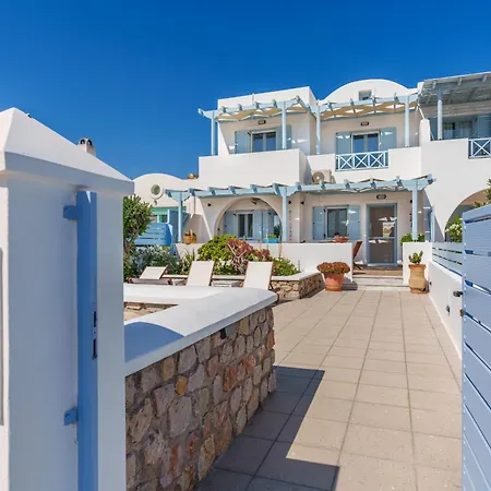 Blue Eyes Apartment Monolithos (Santorini)