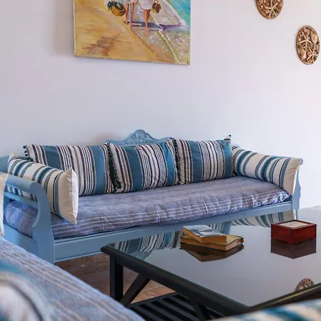 Daire Blue Eyes Monolithos