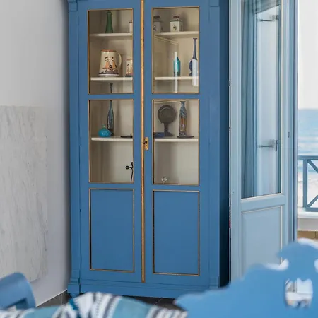 Blue Eyes * Monolithos