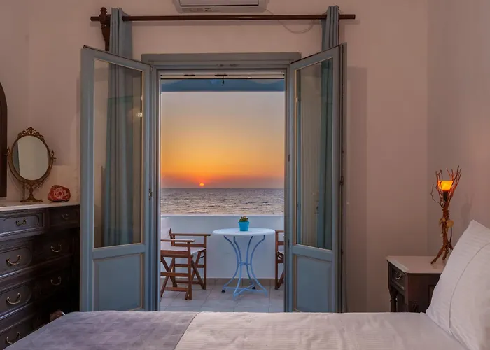 Blue Eyes Apartment *