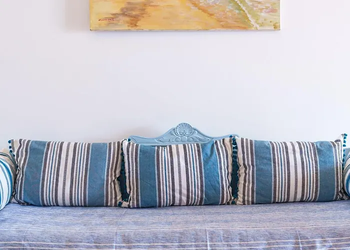 Blue Eyes Apartment Monolithos (Santorini)