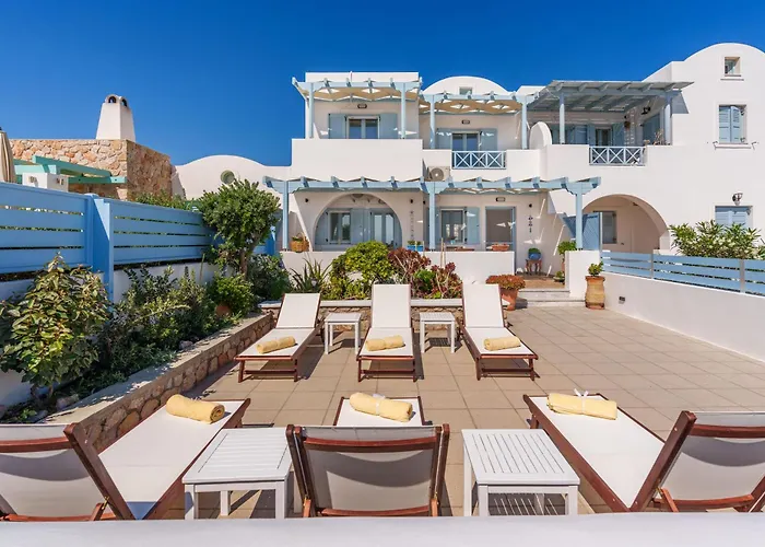 Blue Eyes Apartment Monolithos (Santorini)