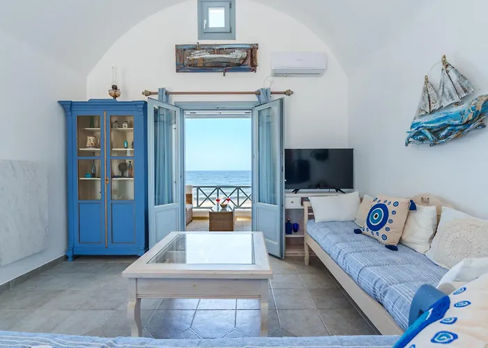 Blue Eyes Apartamento Monolithos